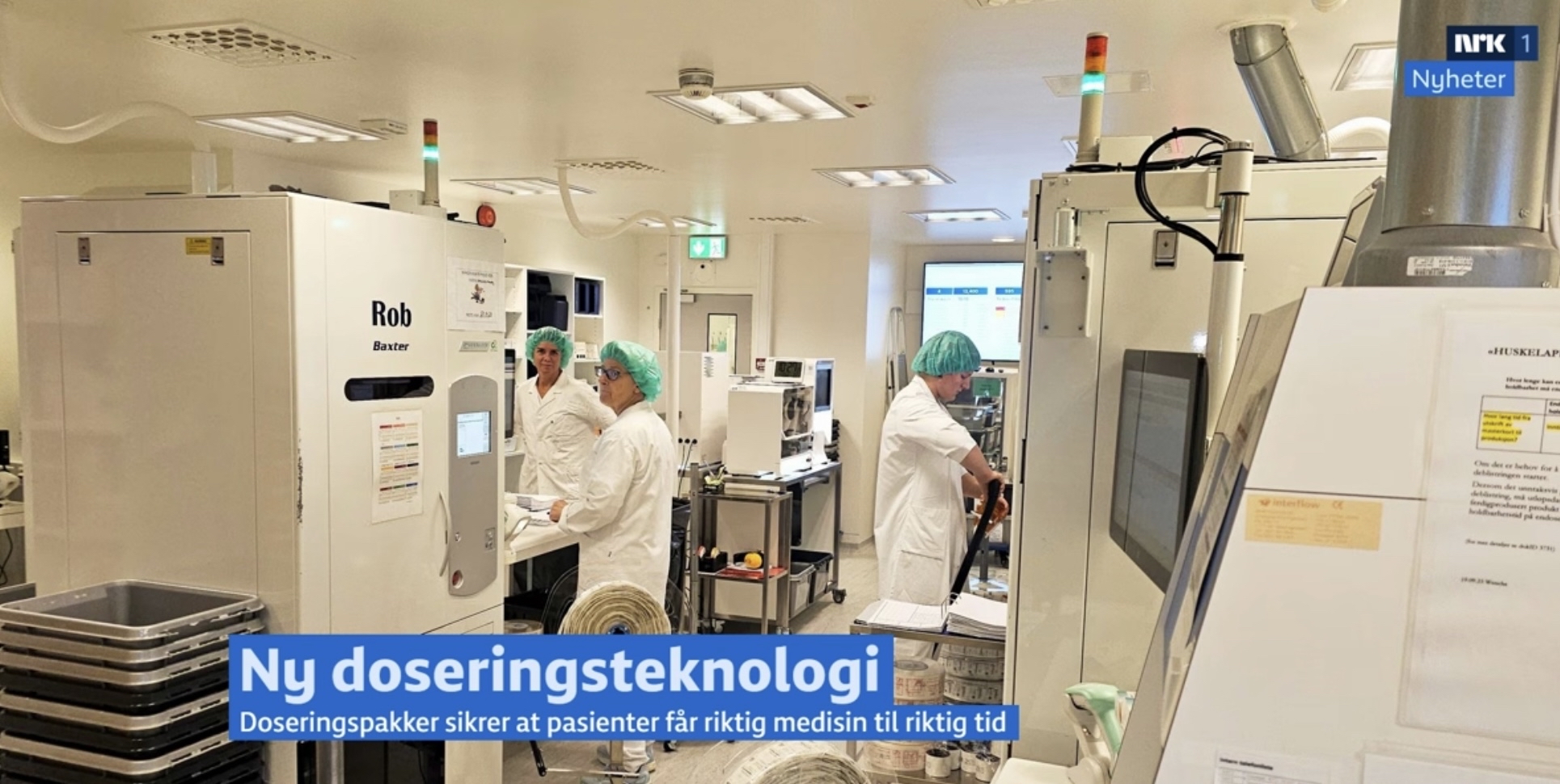 En gruppe personer i et rom