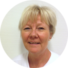 Portrettfoto av Gro Wenche Grime, apotektekniker Drammen